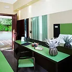 فندق Blue Relais Maggiore 4*