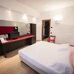 מלון Blue Relais Maggiore דורמלטו
