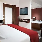 Blue Relais Maggiore فندق