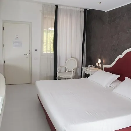 فندق Blue Relais Maggiore