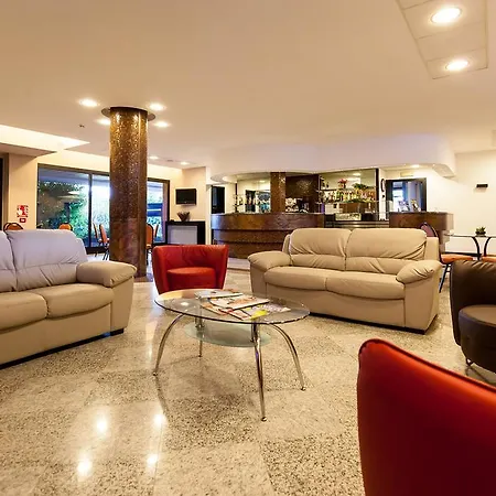 Blue Relais Maggiore Hotel 4*
