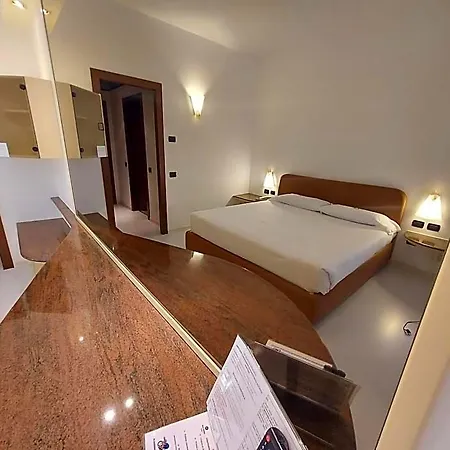 Blue Relais Maggiore 4* دورميلّيتّو