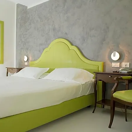 فندق Blue Relais Maggiore دورميلّيتّو