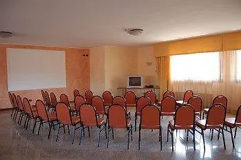 Отель Blue Relais Maggiore