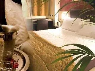 Blue Relais Maggiore Отель