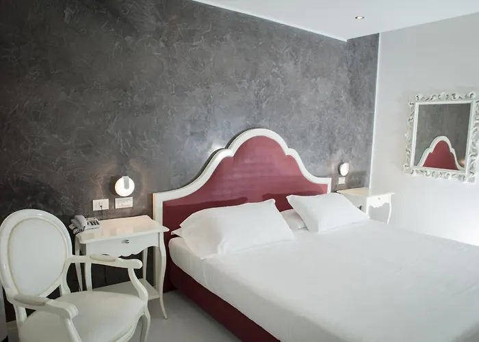 Hotel Blue Relais Maggiore 4*